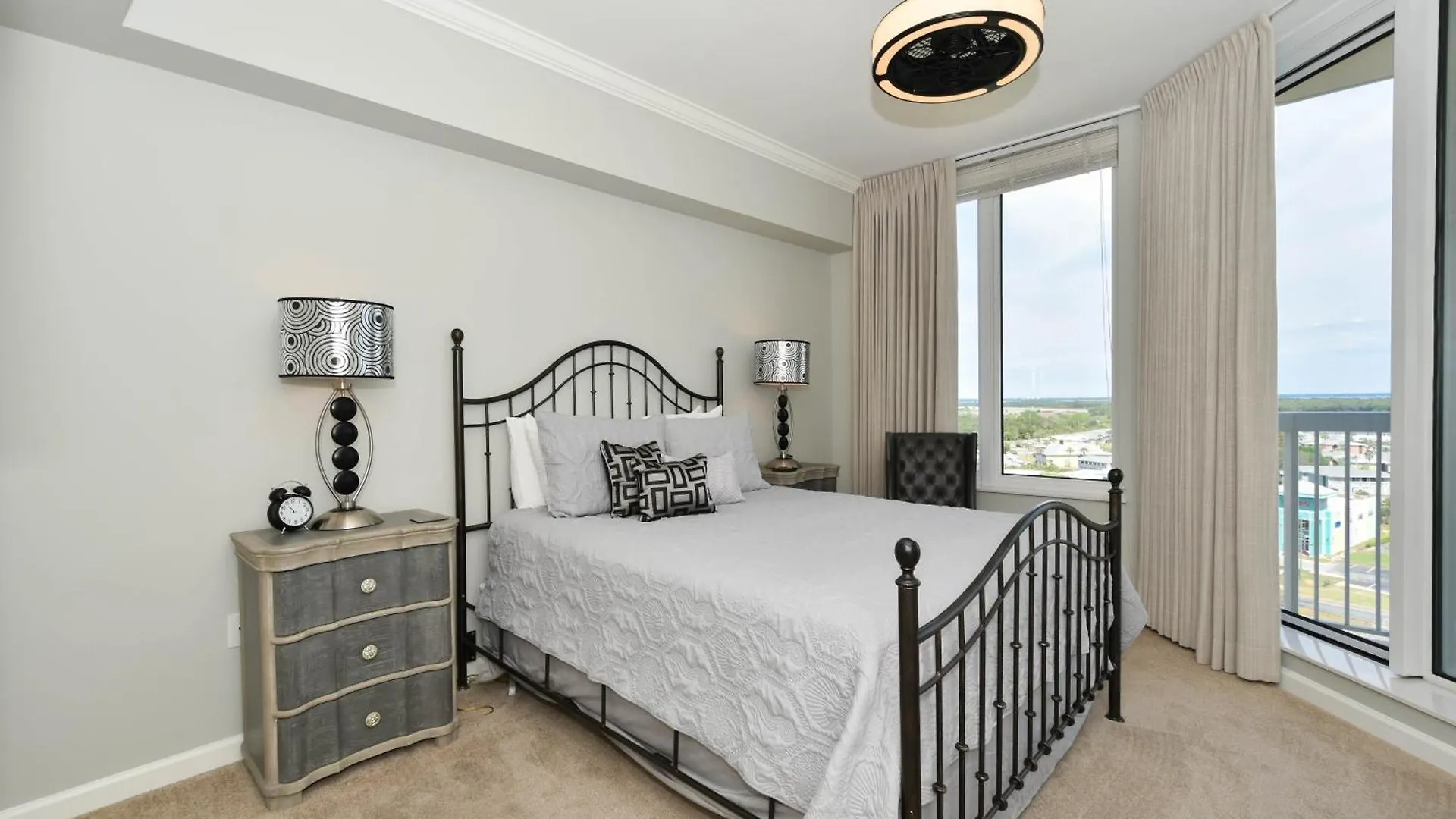 Silver Beach Towers W1201 Destin Apartment
